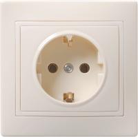 Кварта кремовый розетка скрытая 1-мест заземление шторки IP20 