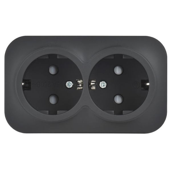 купить Глори черный розетка открытая 2-мест заземление шторки IP20  в Сыктывкаре Глори черный розетка открытая 2-мест заземление шторки IP20