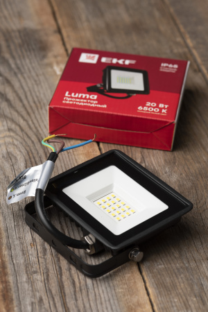 Прожектор свд 20Вт 6500К 1600лм черный IP65 110° Luma EKF FLL-3002
