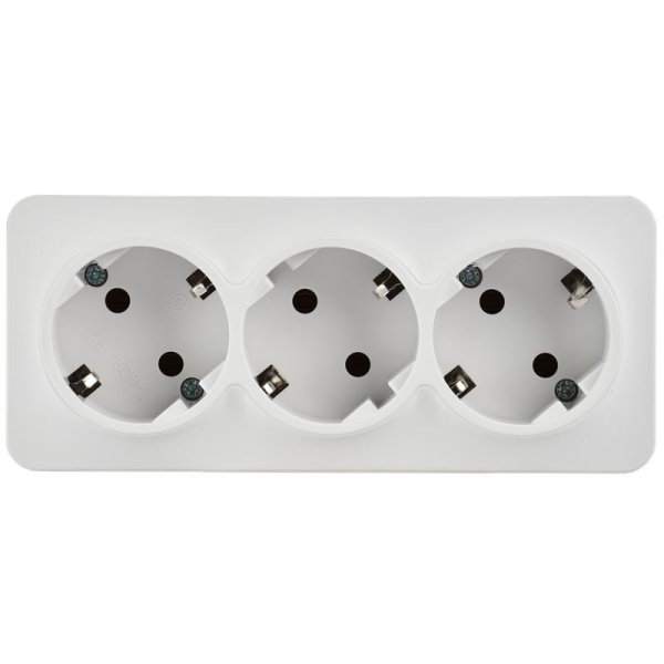 купить Глори белый розетка открытая 3-мест заземление IP20  в Сыктывкаре Глори белый розетка открытая 3-мест заземление IP20