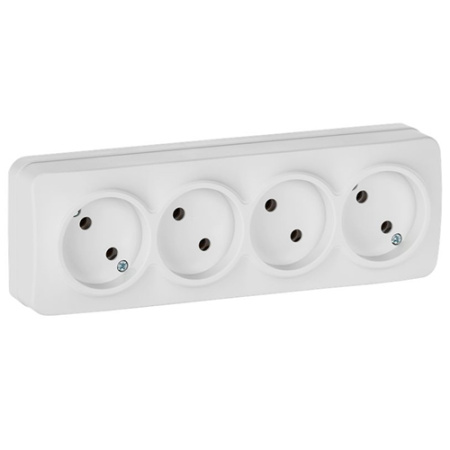 купить Глори белый розетка открытая 4-мест IP20  в Сыктывкаре Глори белый розетка открытая 4-мест IP20