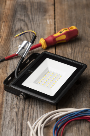 Прожектор свд 30Вт 6500К 5600лм черный IP65 110° Luma EKF